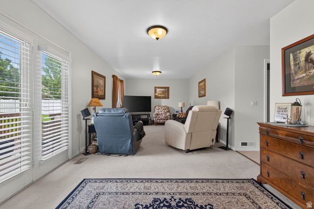 866 N 325 W, Kaysville, UT 84037
