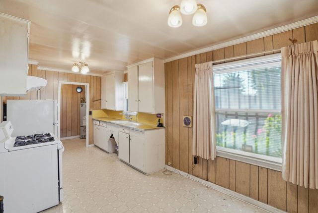 234 Cherry Drive, Salinas, CA 93901