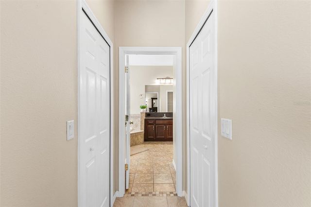 443 YORK DALE DRIVE, Ruskin, FL 33570