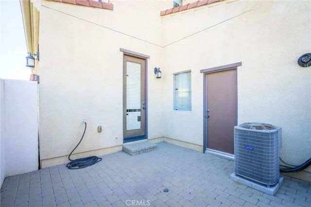 20278 Pienza, Porter Ranch, CA 91326