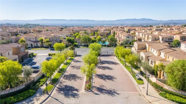 20278 Pienza, Porter Ranch, CA 91326