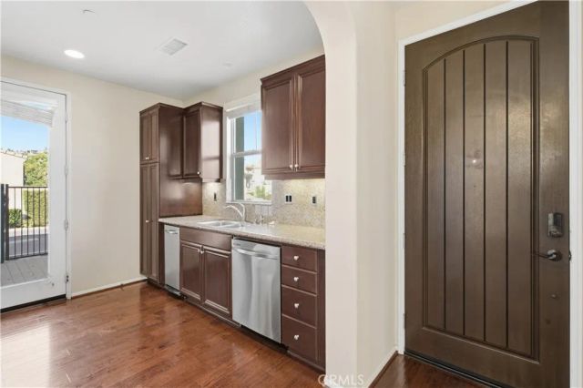 20278 Pienza, Porter Ranch, CA 91326