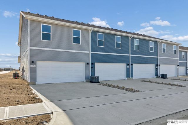 4729 E 21st Avenue, Fremont, NE 68025