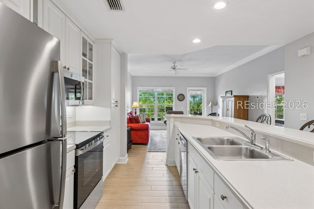 3 N Forest Beach Dr Apt 303, Hilton Head Island, SC 29928