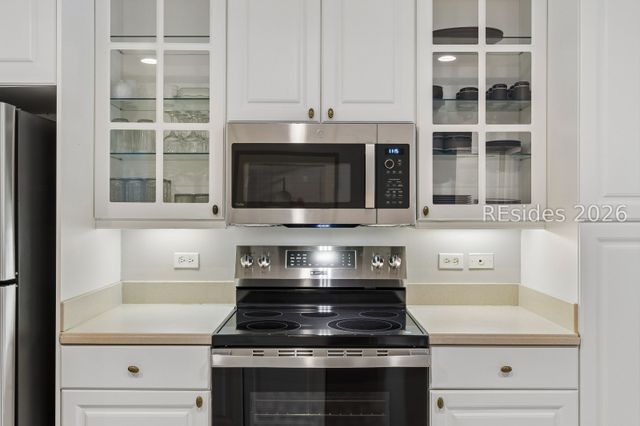 3 N Forest Beach Dr Apt 303, Hilton Head Island, SC 29928