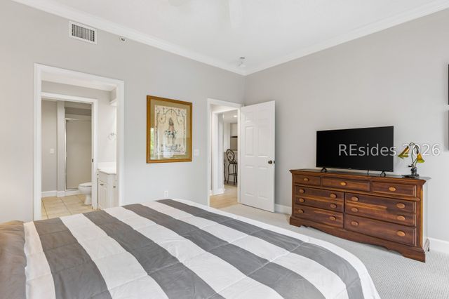 3 N Forest Beach Dr Apt 303, Hilton Head Island, SC 29928
