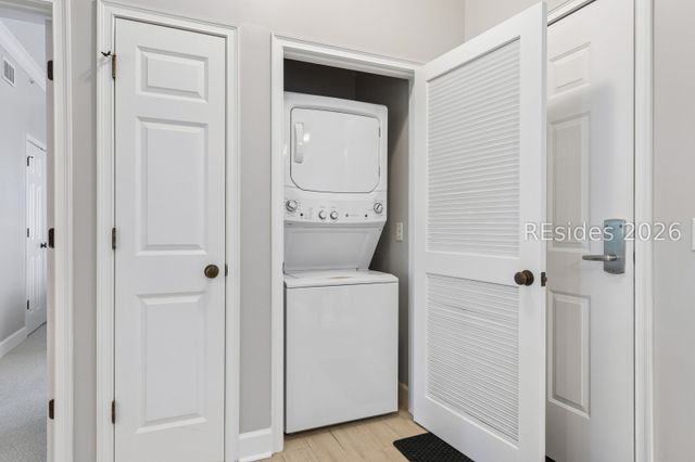 3 N Forest Beach Dr Apt 303, Hilton Head Island, SC 29928