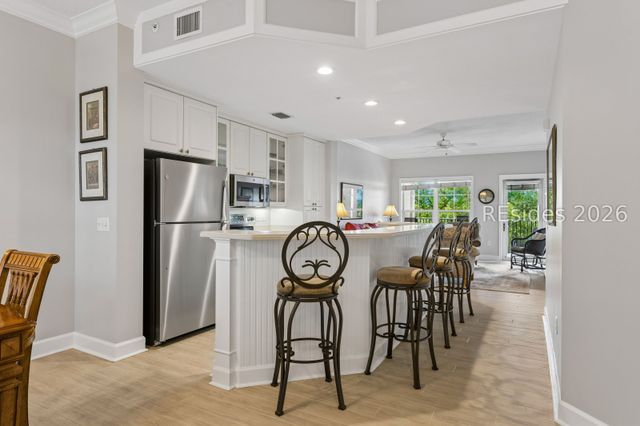 3 N Forest Beach Dr Apt 303, Hilton Head Island, SC 29928
