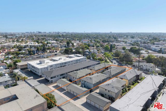 934 W Beach Avenue, Inglewood, CA 90302