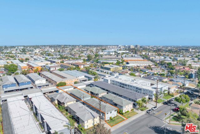 934 W Beach Avenue, Inglewood, CA 90302