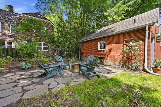 6925 Rosewood Street, Point Breeze, PA 15208