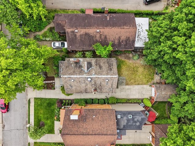 6925 Rosewood Street, Point Breeze, PA 15208