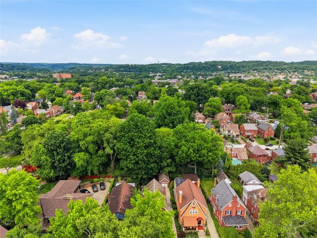 6925 Rosewood Street, Point Breeze, PA 15208