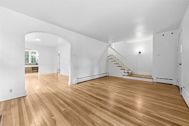 6925 Rosewood Street, Point Breeze, PA 15208