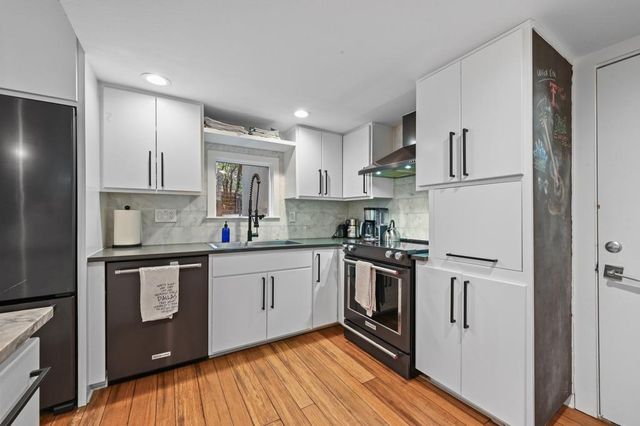2101 Airole WAY B, Austin, TX 78704