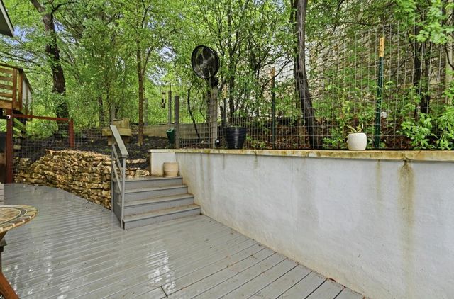 2101 Airole WAY B, Austin, TX 78704
