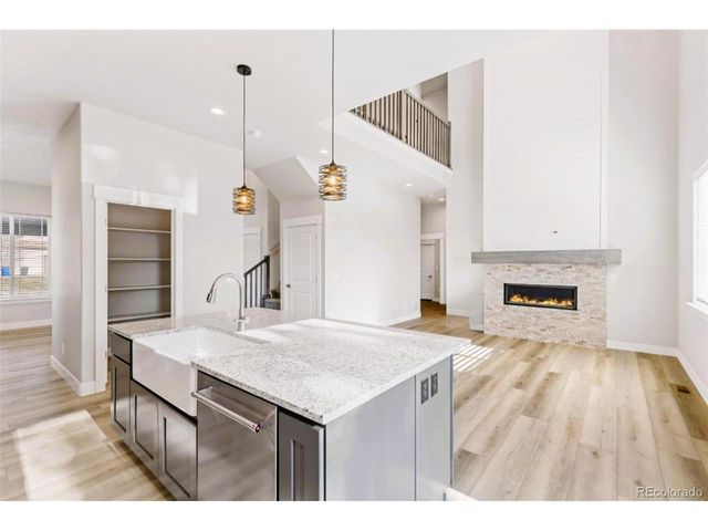 7 Annie Ln, Keenesburg, CO 80643