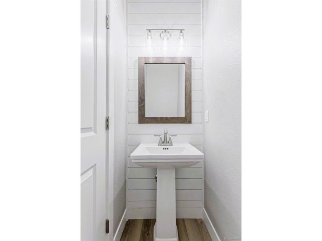 7 Annie Ln, Keenesburg, CO 80643