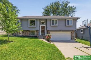13621 Hascall Street, Omaha, NE 68144
