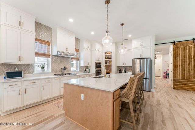 661 PALM CREST Drive, Ponte Vedra, FL 32081