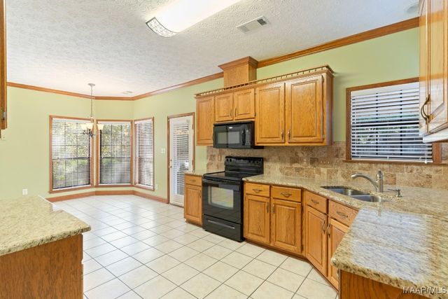 480 GREYSTONE Way, Prattville, AL 36066