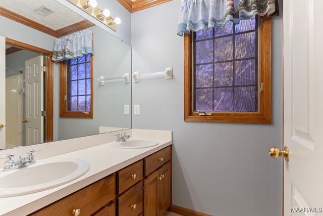 480 GREYSTONE Way, Prattville, AL 36066