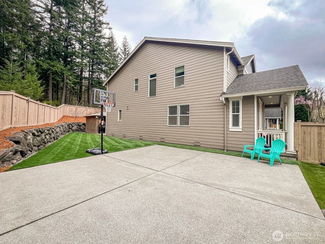 34614 SE Curtis Drive, Snoqualmie, WA 98065