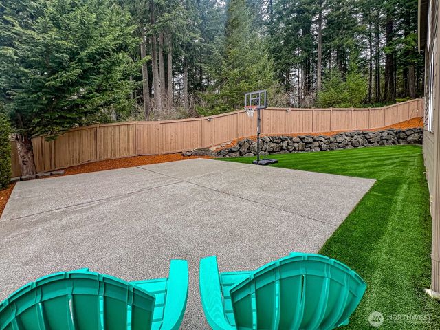 34614 SE Curtis Drive, Snoqualmie, WA 98065