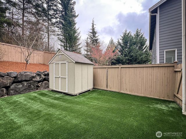 34614 SE Curtis Drive, Snoqualmie, WA 98065