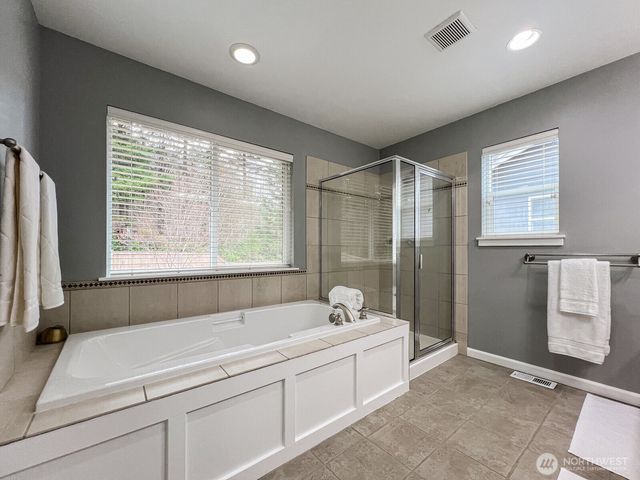 34614 SE Curtis Drive, Snoqualmie, WA 98065