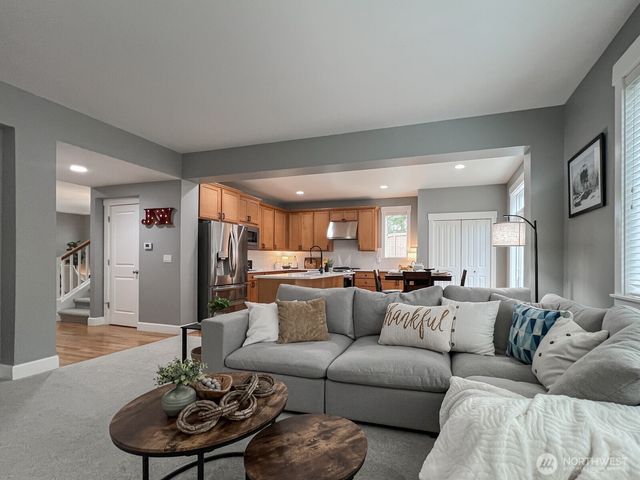 34614 SE Curtis Drive, Snoqualmie, WA 98065