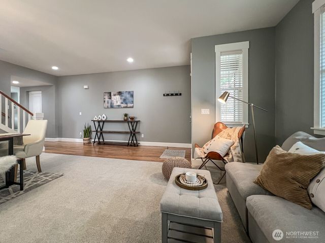 34614 SE Curtis Drive, Snoqualmie, WA 98065