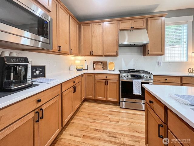 34614 SE Curtis Drive, Snoqualmie, WA 98065