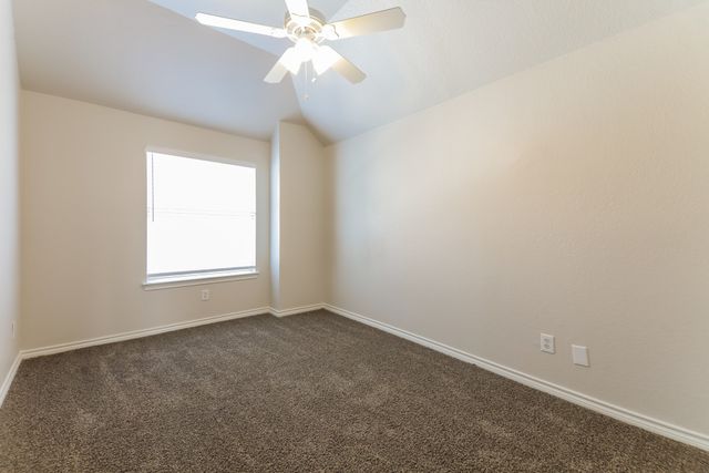 1093 Keeson Trail, Lewisville, TX 75077