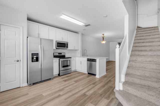 1130 PURDUE LANE, Sanford, FL 32771