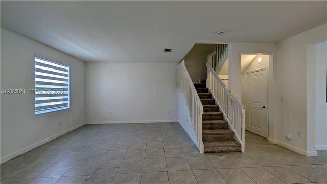 11811 SW 247 TER 11811, Homestead, FL 33032