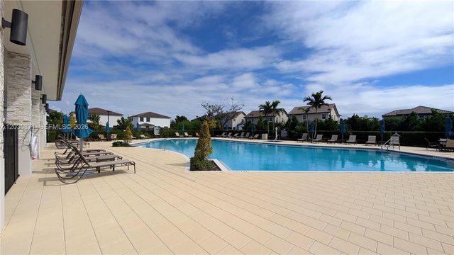 11811 SW 247 TER 11811, Homestead, FL 33032