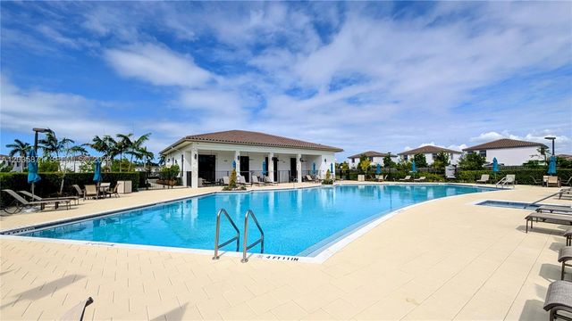 11811 SW 247 TER 11811, Homestead, FL 33032