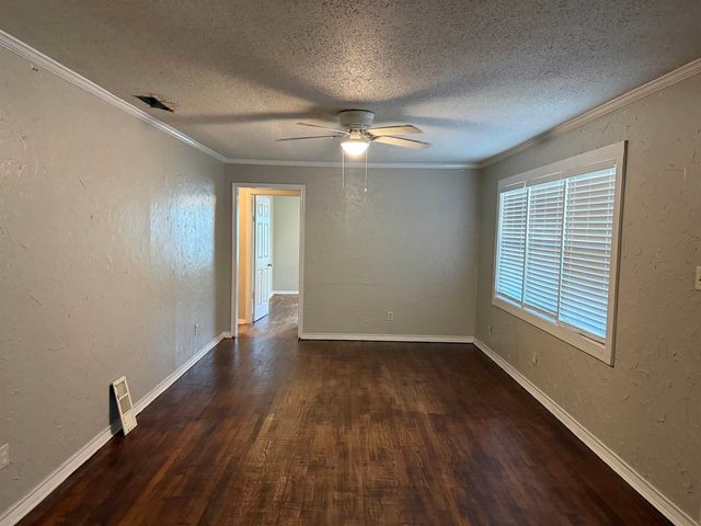 606 Leota Street, Longview, TX 75601