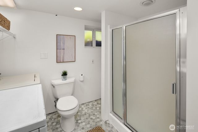 7032 15th Avenue NE, Seattle, WA 98115