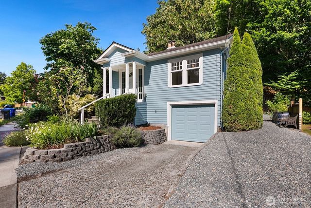7032 15th Avenue NE, Seattle, WA 98115