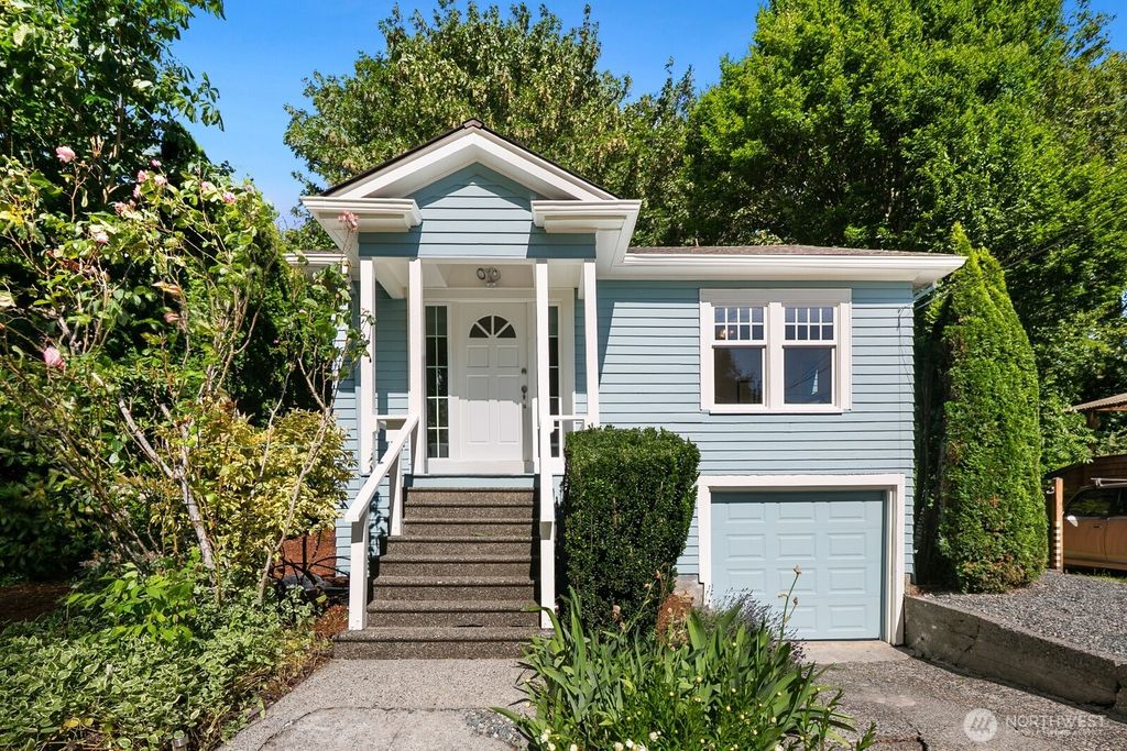 7032 15th Avenue NE, Seattle, WA 98115