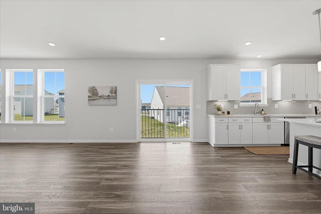 50 FELDBERG DR, Charles Town, WV 25414