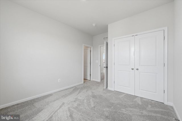 50 FELDBERG DR, Charles Town, WV 25414