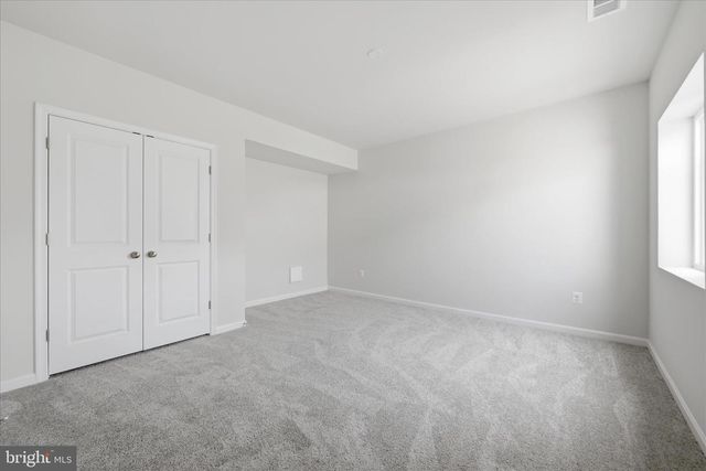 50 FELDBERG DR, Charles Town, WV 25414