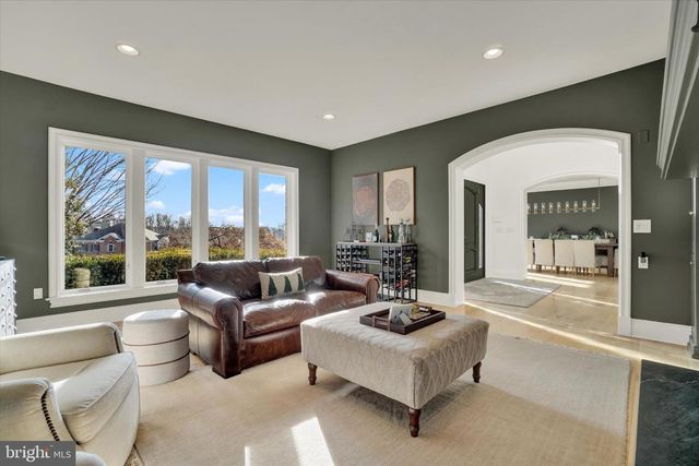 1085 WYNDWARD CT, York, PA 17403