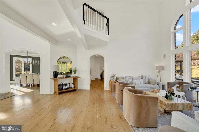 1085 WYNDWARD CT, York, PA 17403