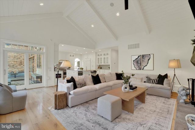 1085 WYNDWARD CT, York, PA 17403