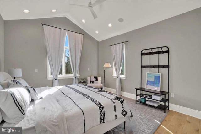 1085 WYNDWARD CT, York, PA 17403