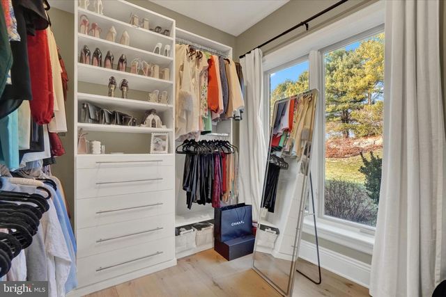 1085 WYNDWARD CT, York, PA 17403